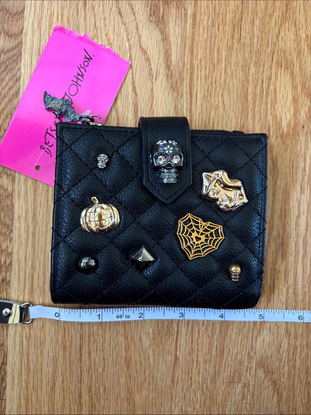 Betsey Johnson Hallow-Queen Halloween Skull Wallet NWT - Picture 9 of 10